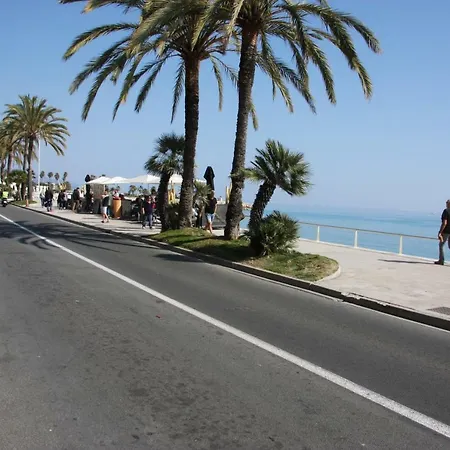 Victoria Palace Sea View * Menton